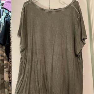 Wonderly Butter Soft Green Top